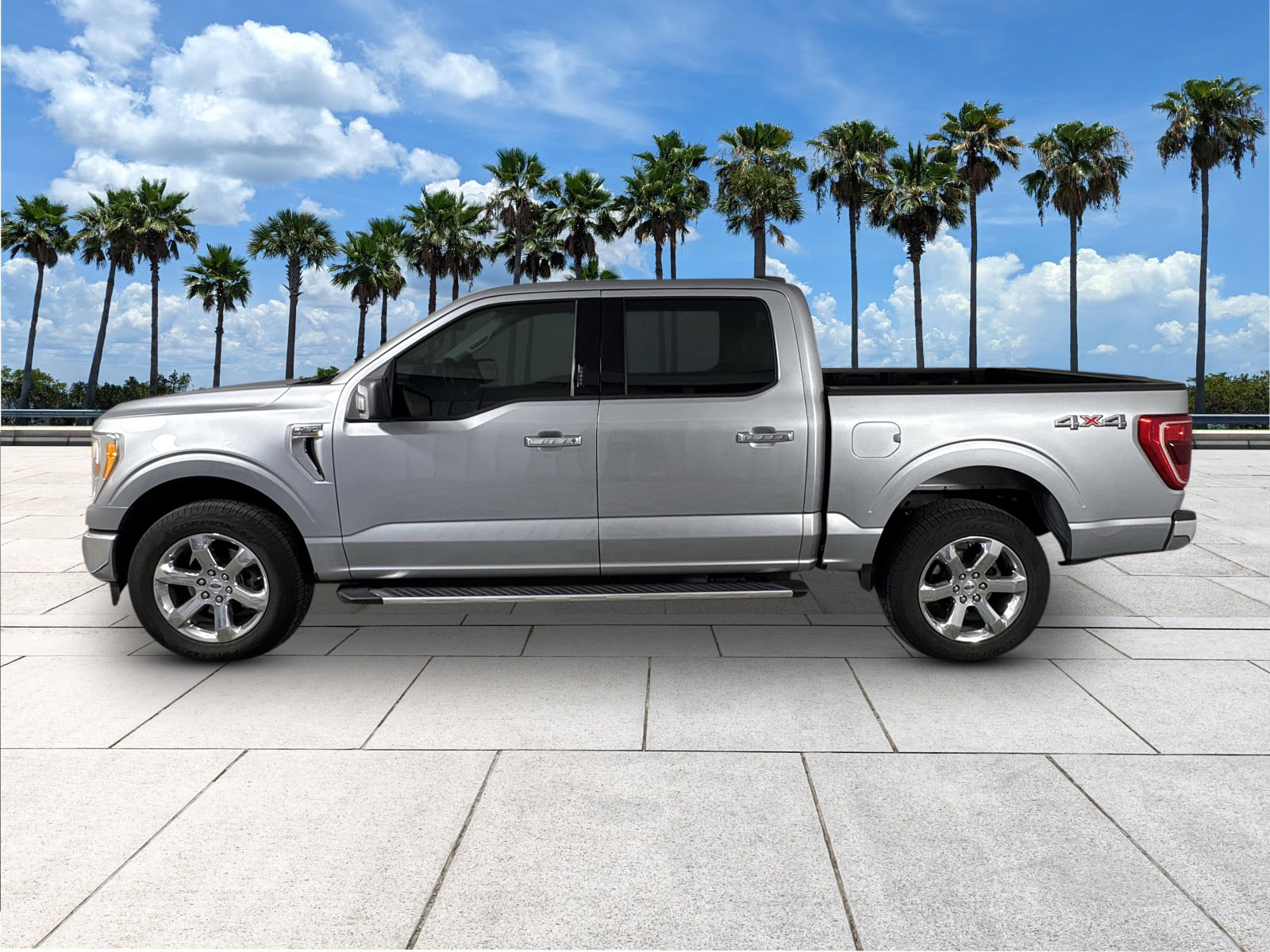2023 Ford F-150 XLT photo 6