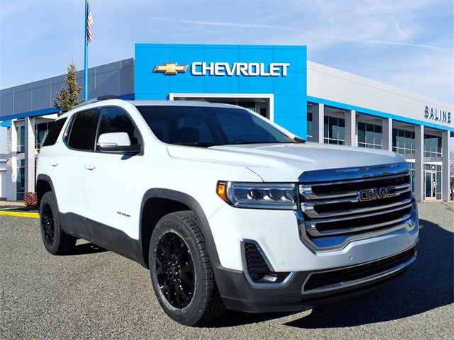 2023 GMC Acadia SLT's photo