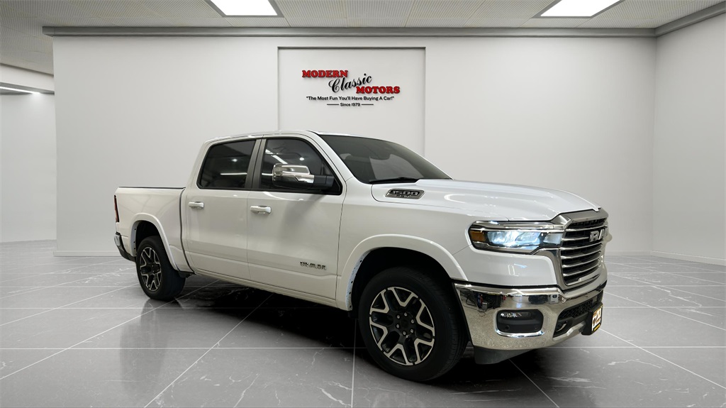 2025 RAM Ram 1500 Pickup Laramie's photo