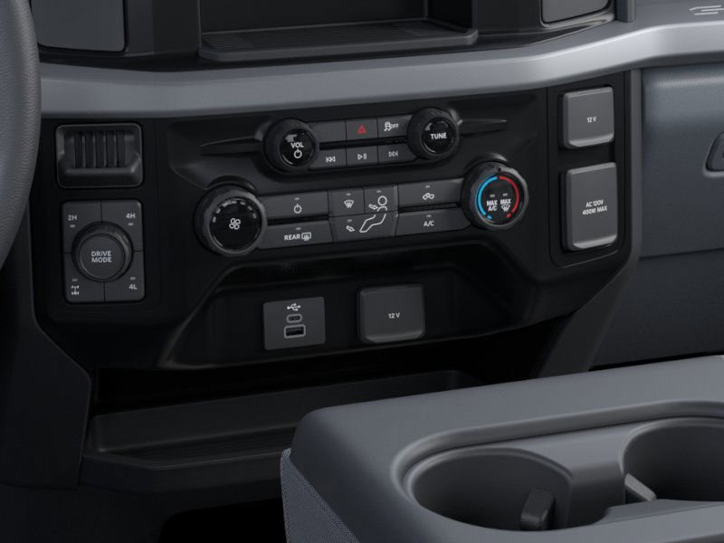 2026 Ford F-250 photo 13