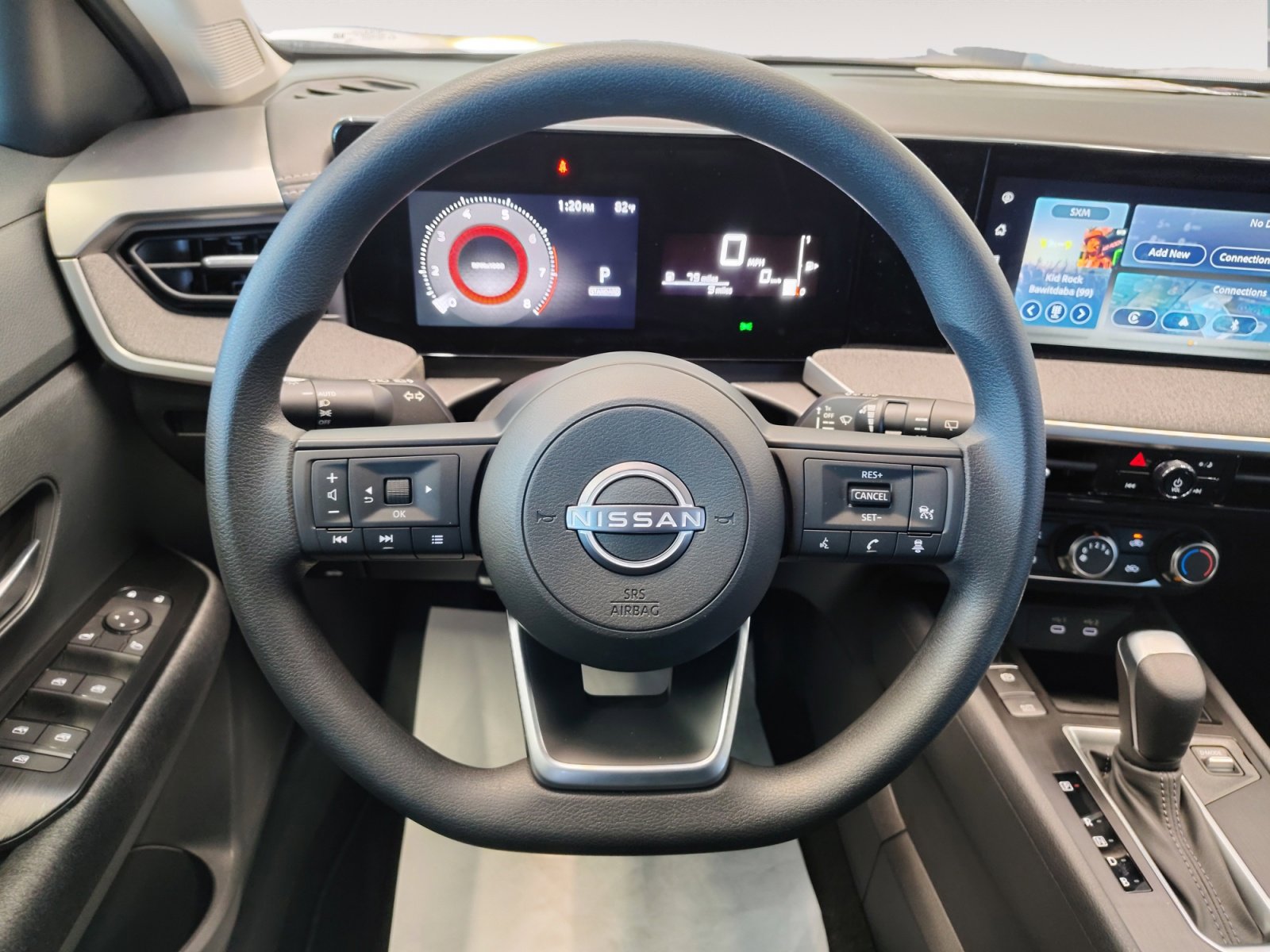 2026 Nissan Kicks SV photo 8