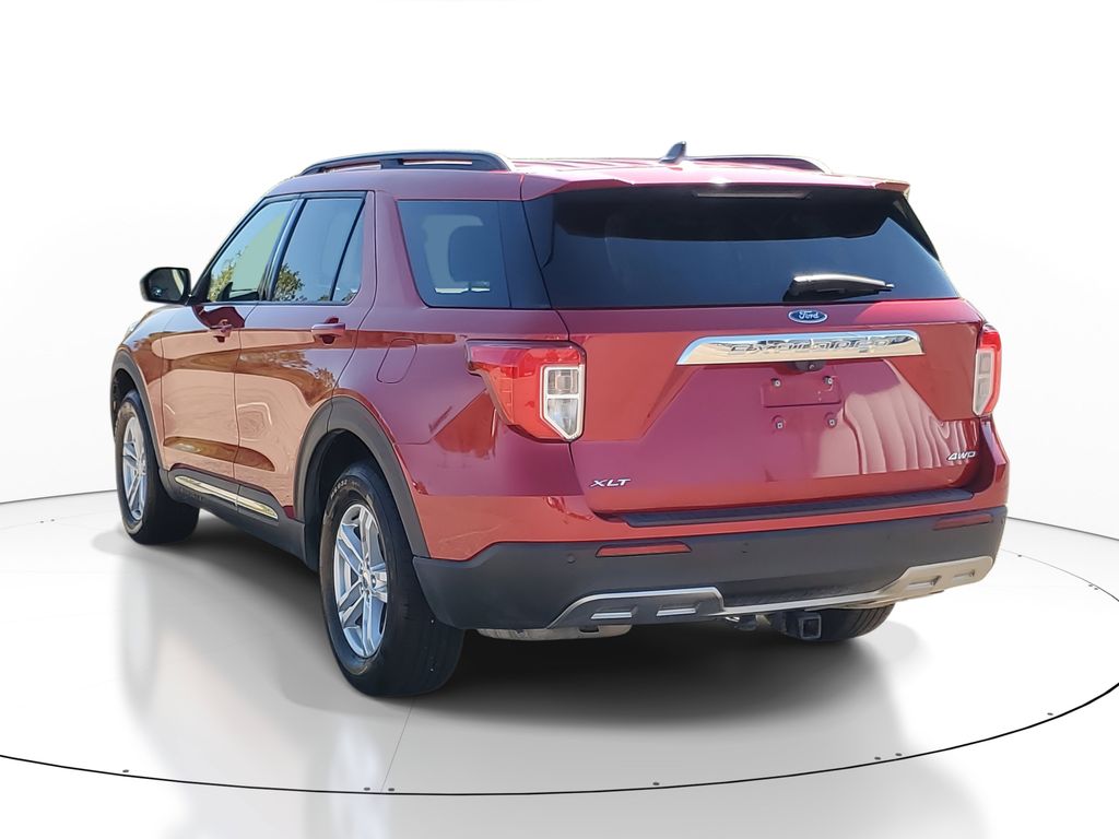 2021 Ford Explorer XLT photo 3