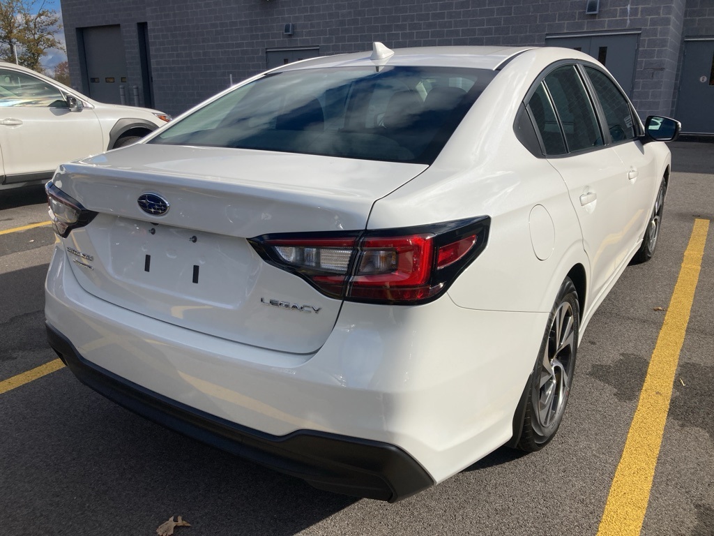 2025 Subaru Legacy Premium photo 2