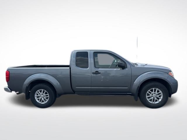 2017 Nissan Frontier SV photo 5