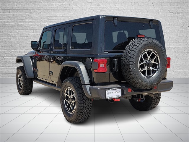 2025 Jeep Wrangler Rubicon photo 3