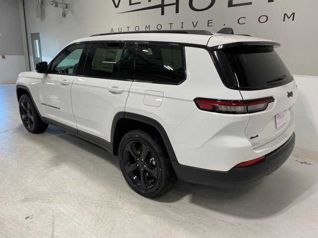 2025 Jeep Grand Cherokee Altitude X photo 3