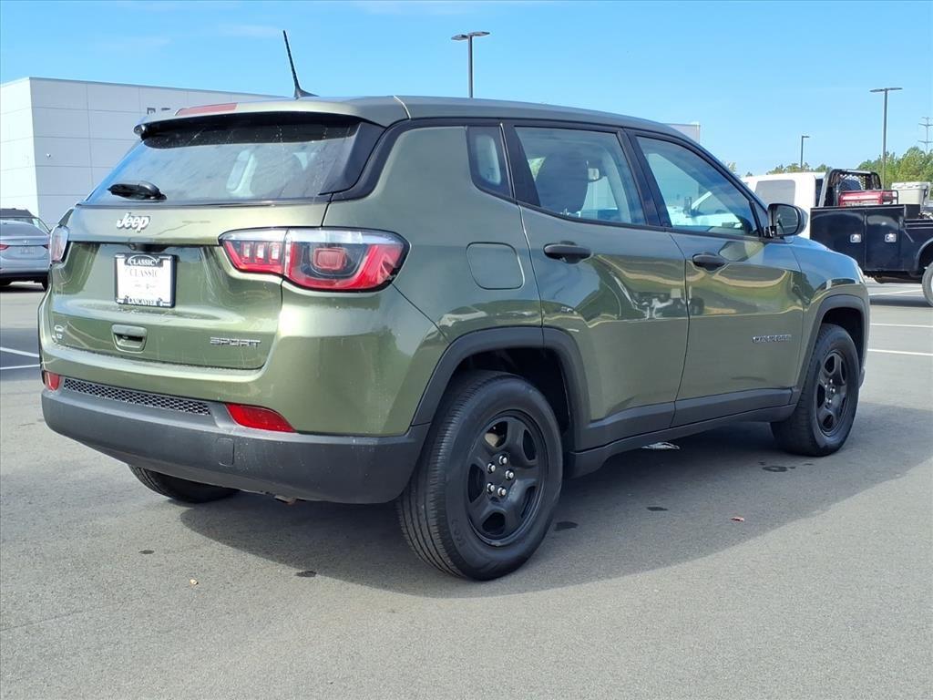 2019 Jeep Compass Sport photo 2