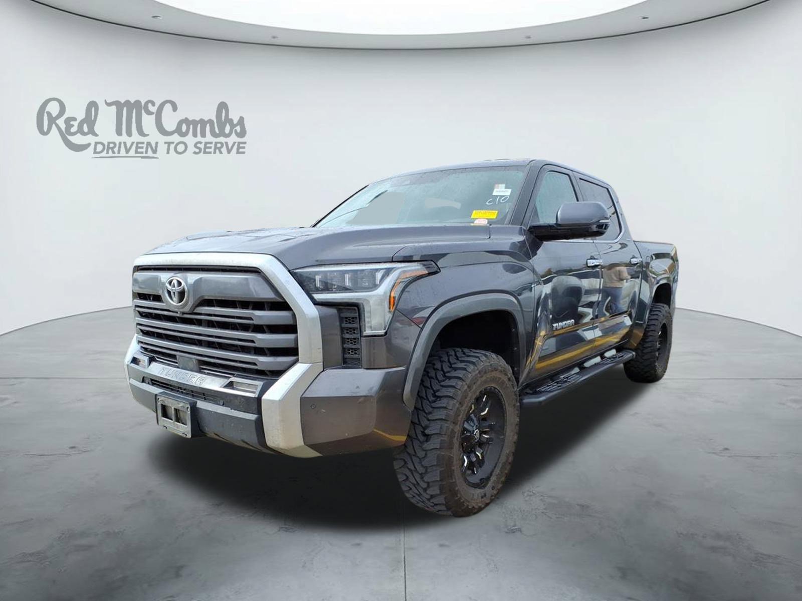 2024 Toyota Tundra Limited's photo
