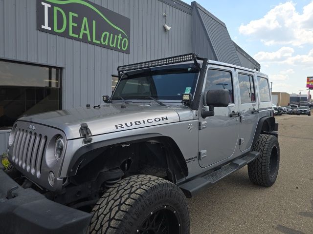 2014 Jeep Wrangler Rubicon photo 2
