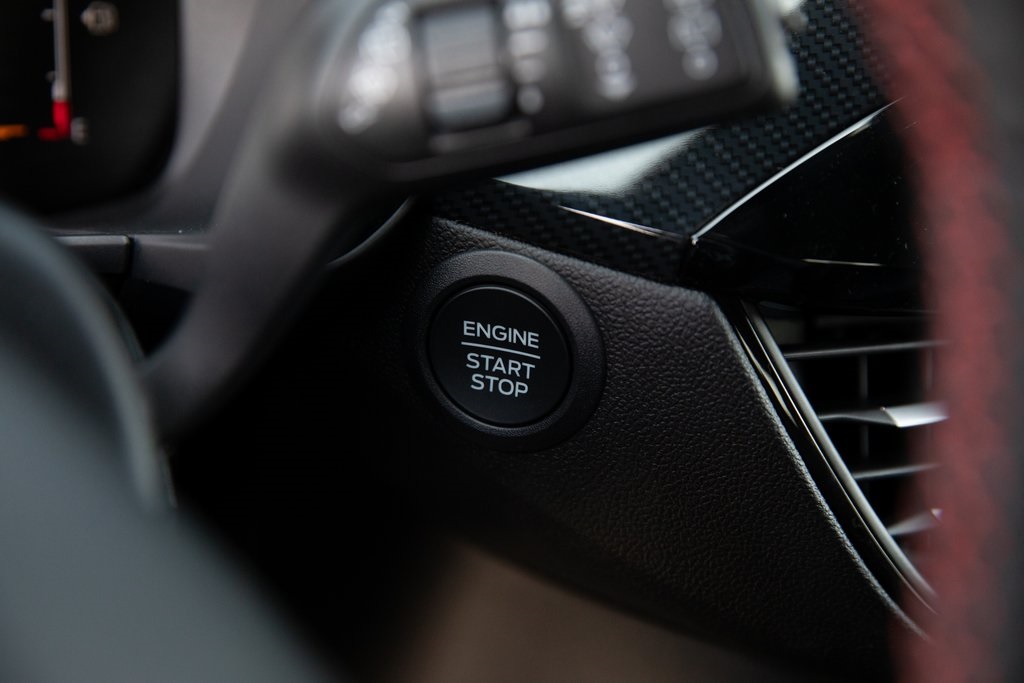 2025 Ford Escape ST-Line photo 28