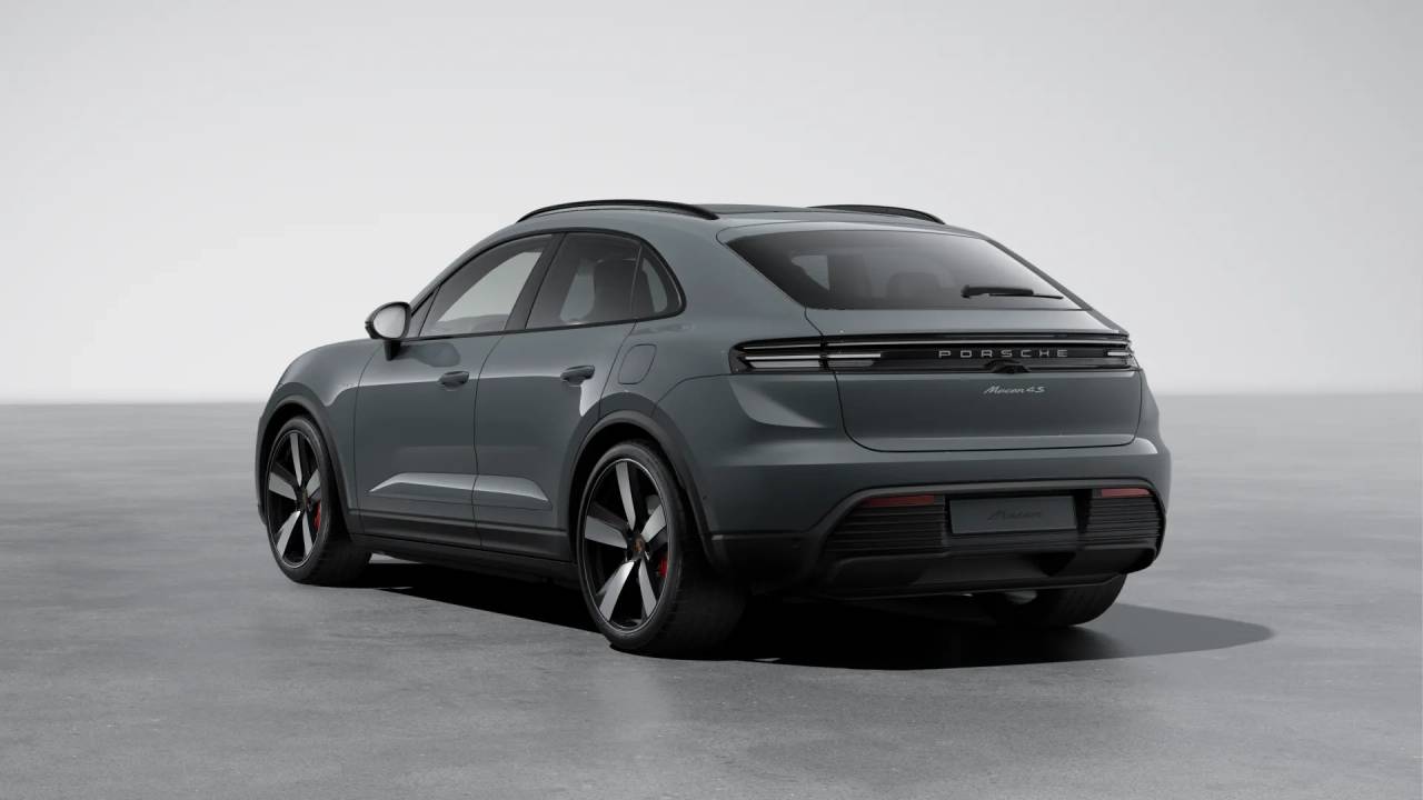2025 Porsche Macan Electric photo 3