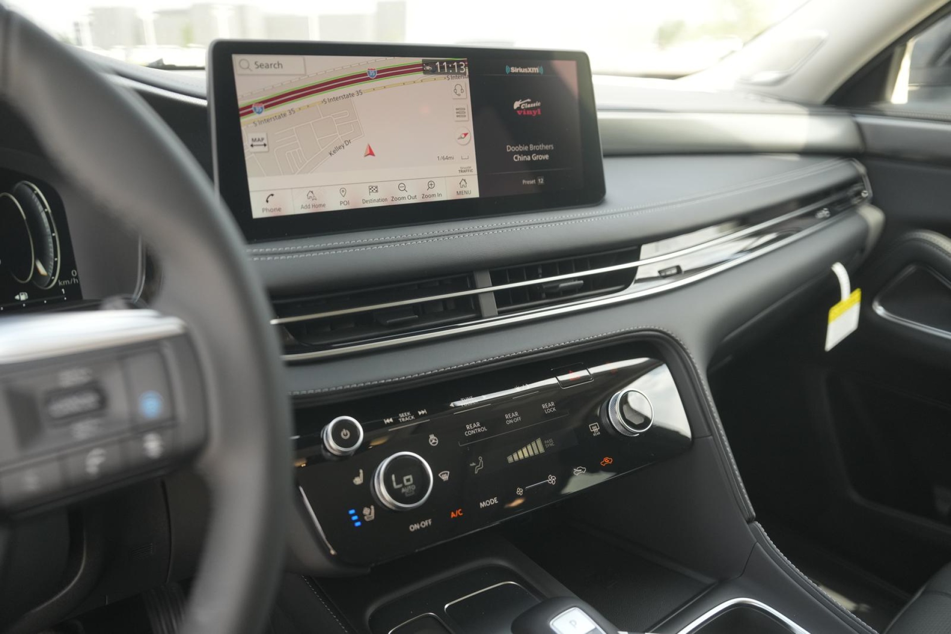 2025 Infiniti QX60 Luxe AWD photo 8