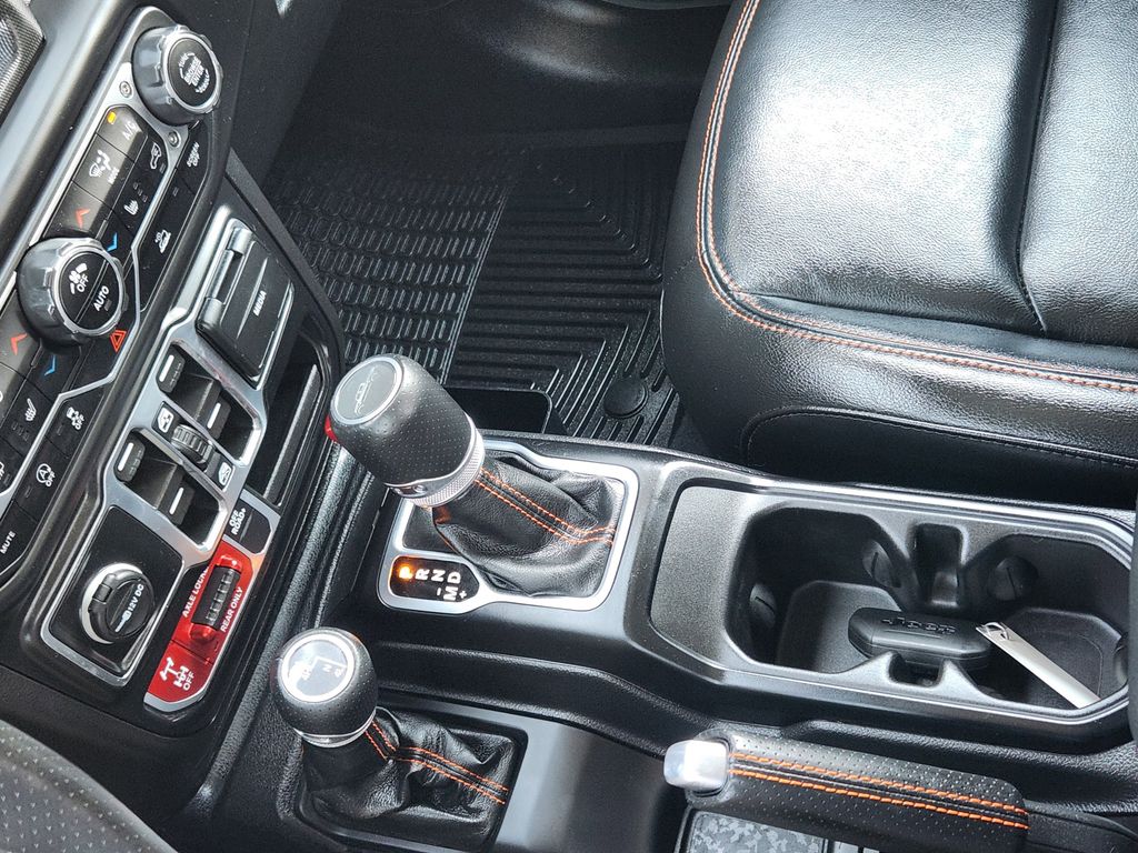2023 Jeep Gladiator Mojave photo 23