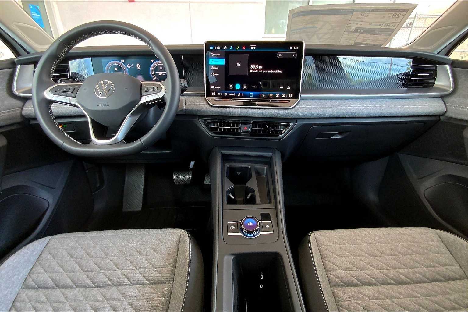 2025 Volkswagen Tiguan S photo 5