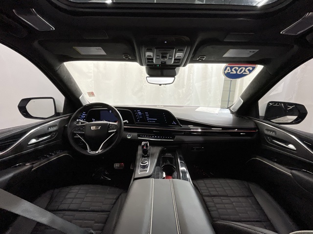 2024 Toyota RAV4 ESV V-Series photo 16