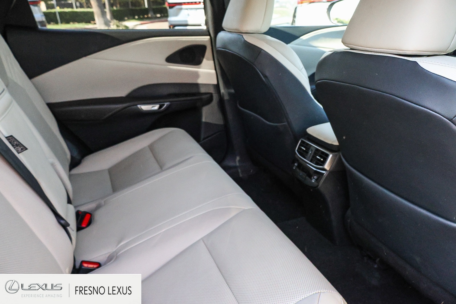 2023 Lexus RX 350 Premium photo 13