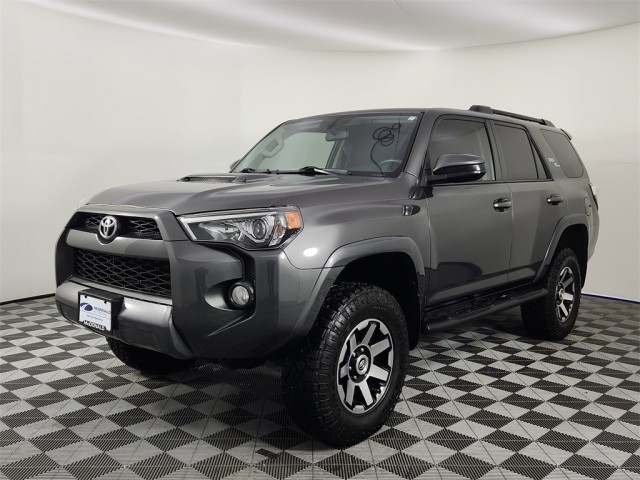 2019 Toyota 4Runner TRD Off-Road's photo