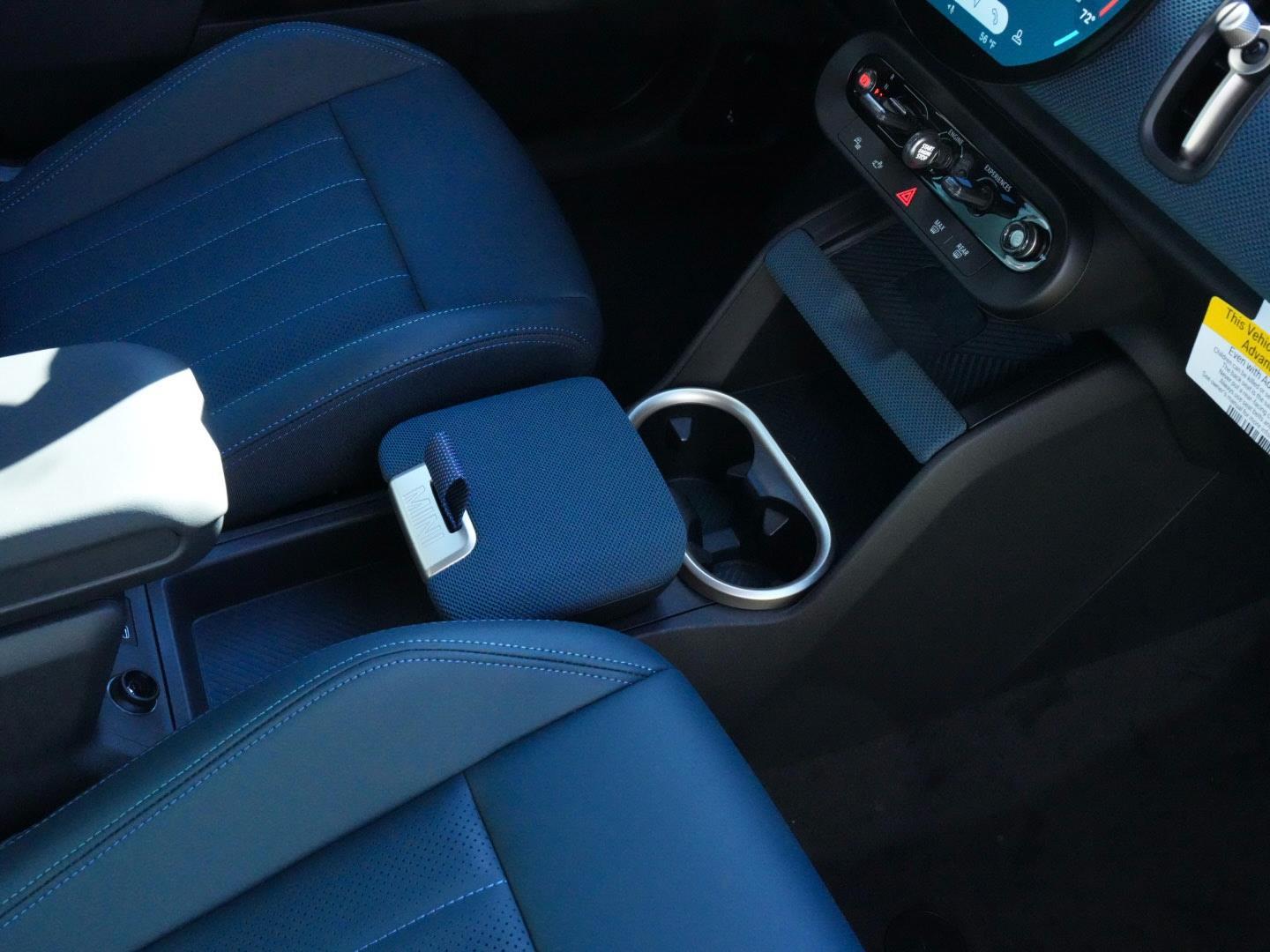 2026 Mini Countryman S ALL4 Iconic photo 4