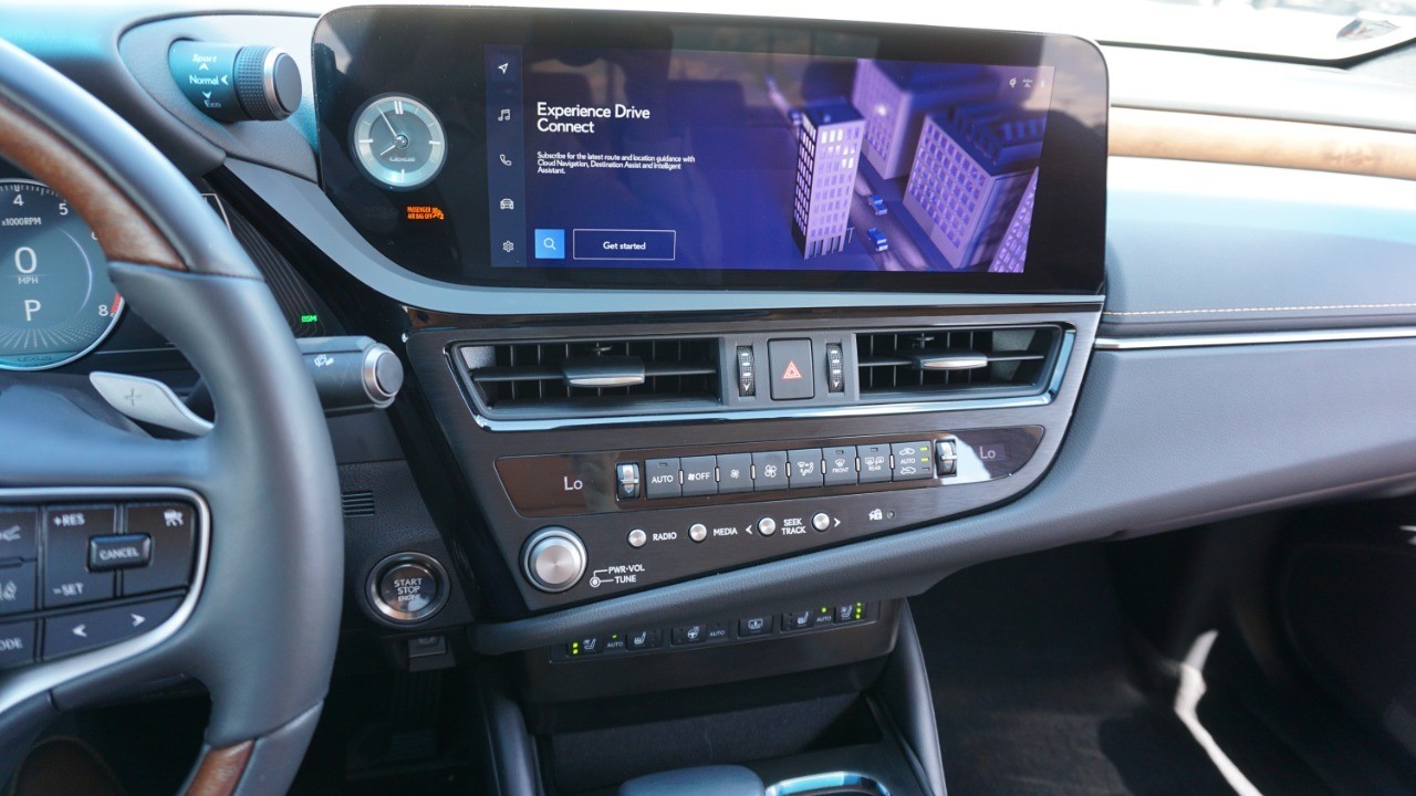 2023 Lexus ES 350 Ultra Luxury photo 15