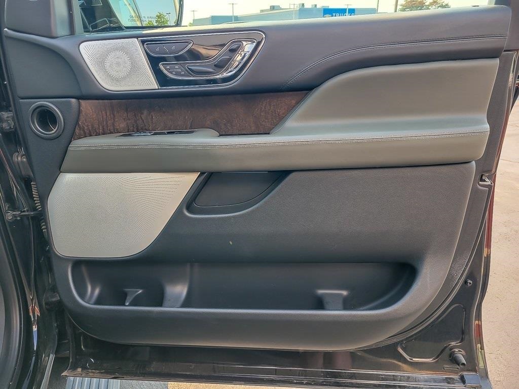 2022 Lincoln Navigator Black Label photo 20
