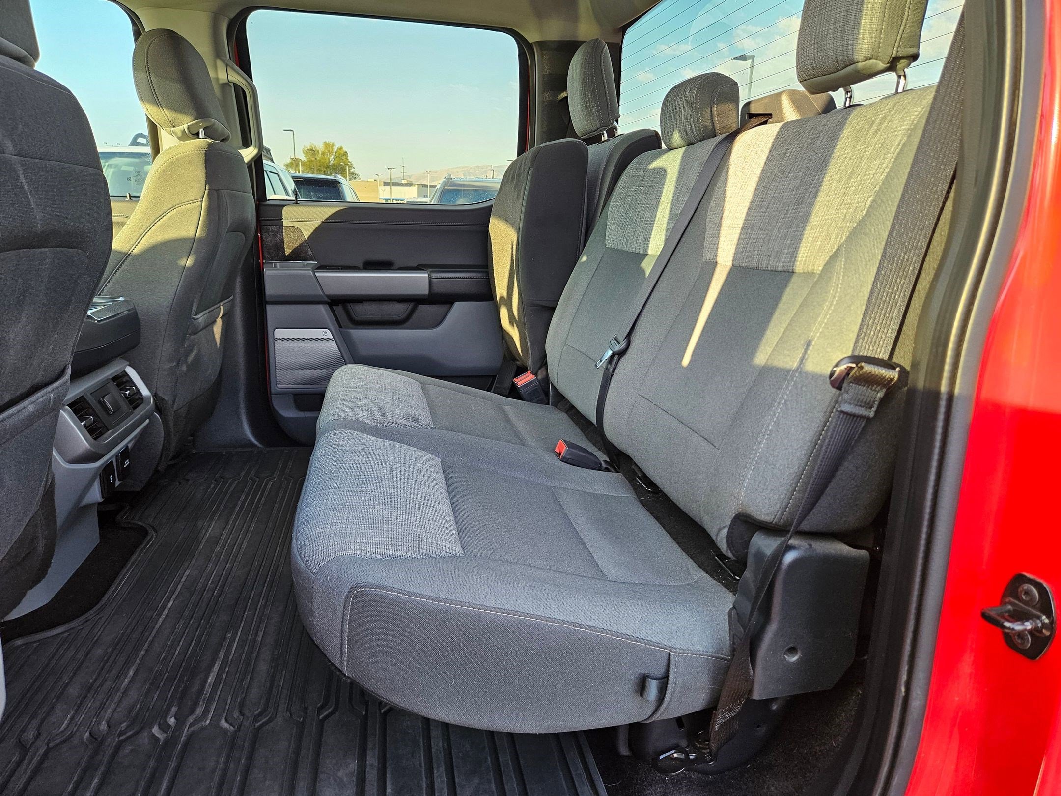 2021 Ford F-150 XLT photo 26