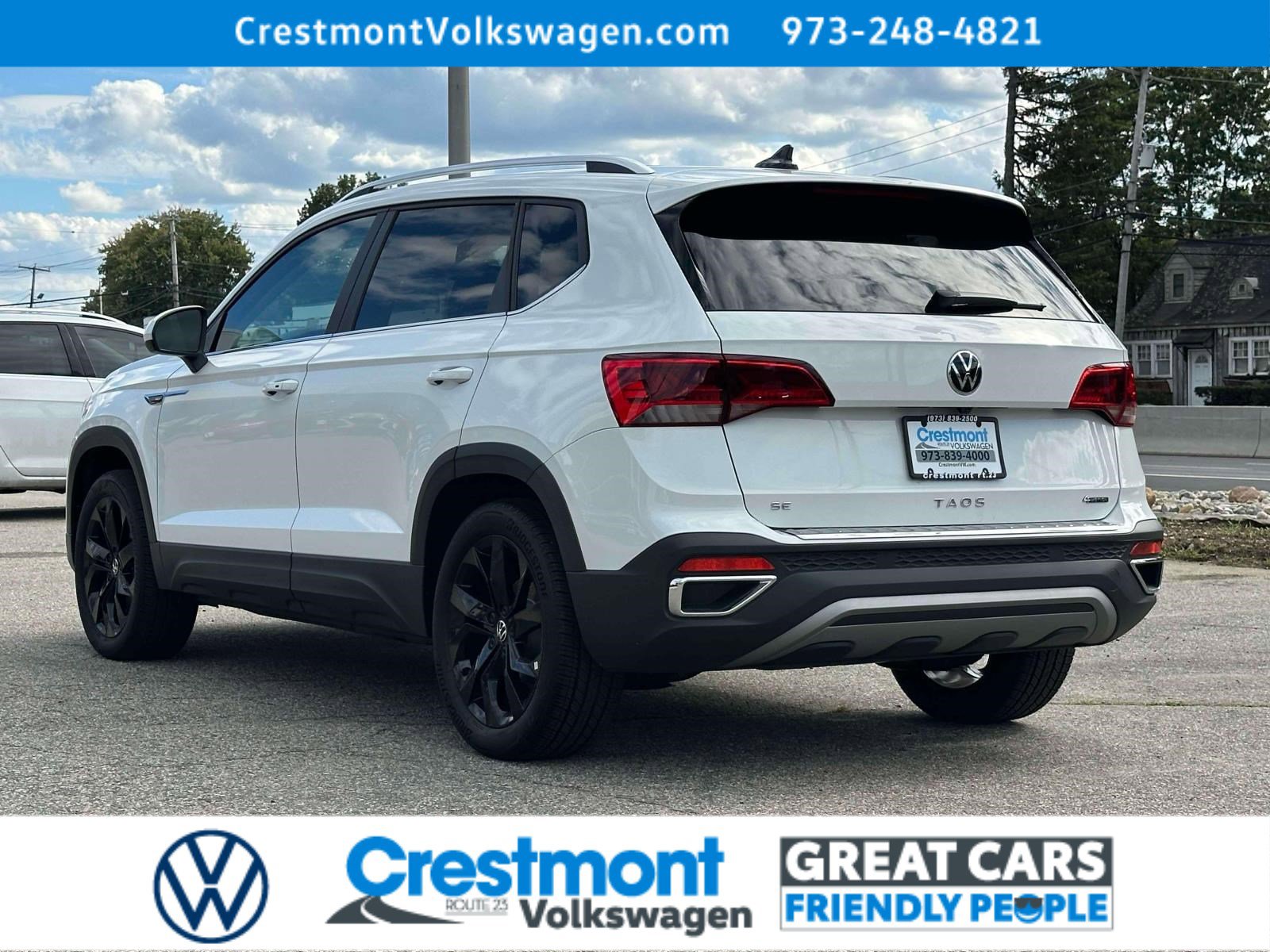 2022 Volkswagen Taos SE photo 4