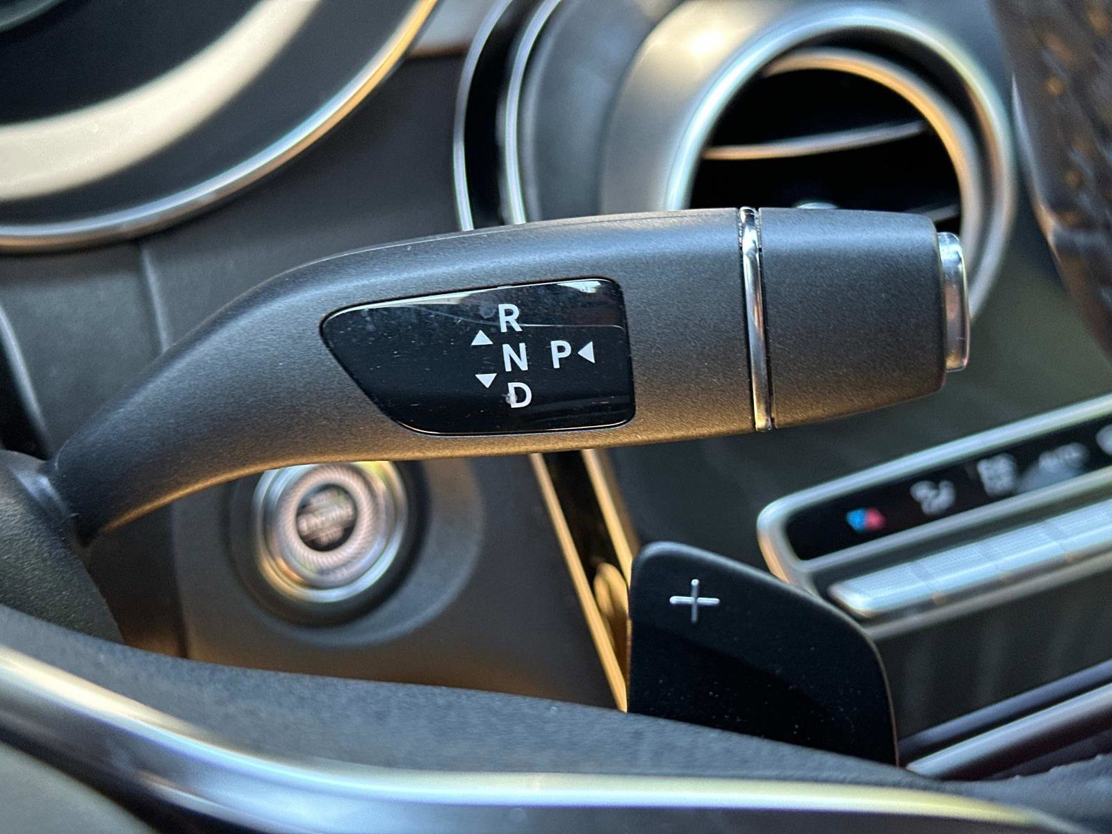 2023 Mercedes Benz GLC 300 4MATIC photo 23