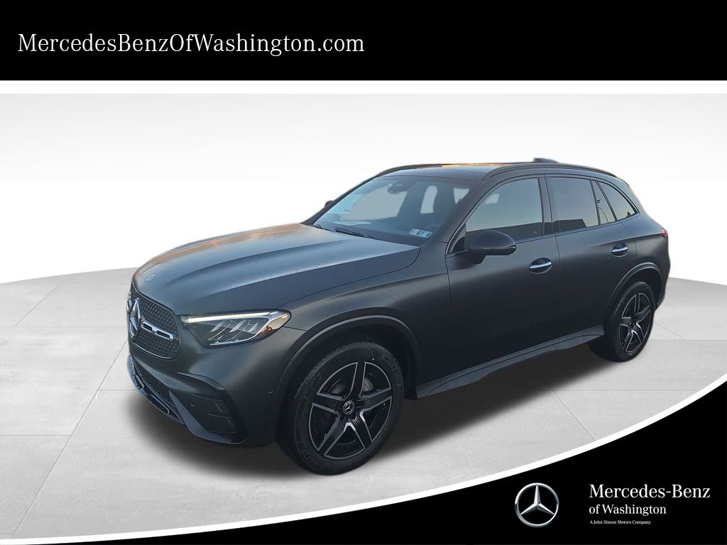 2026 Mercedes-Benz GLC Base's photo
