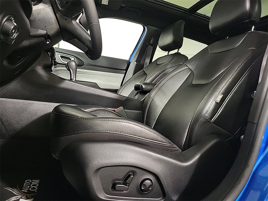 2024 JEEP COMPASS LATITUDE LUX - Image 12