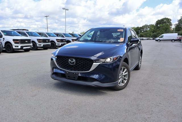 2022 Mazda CX-5 2.5 Select photo 2