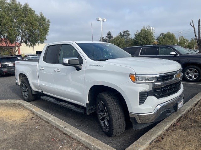 2022 Chevrolet Silverado 1500 LT's photo