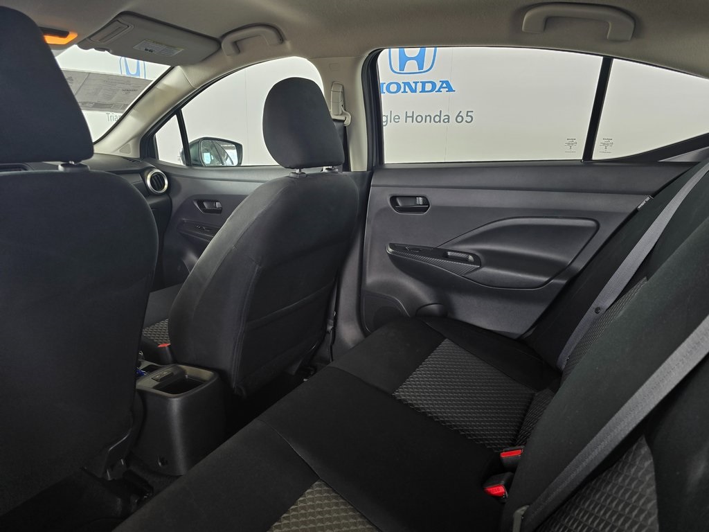 2023 Nissan Versa S photo 7
