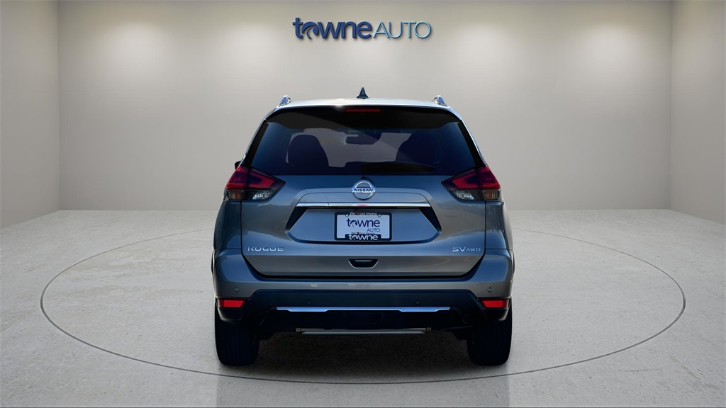 2019 Nissan Rogue SV photo 4