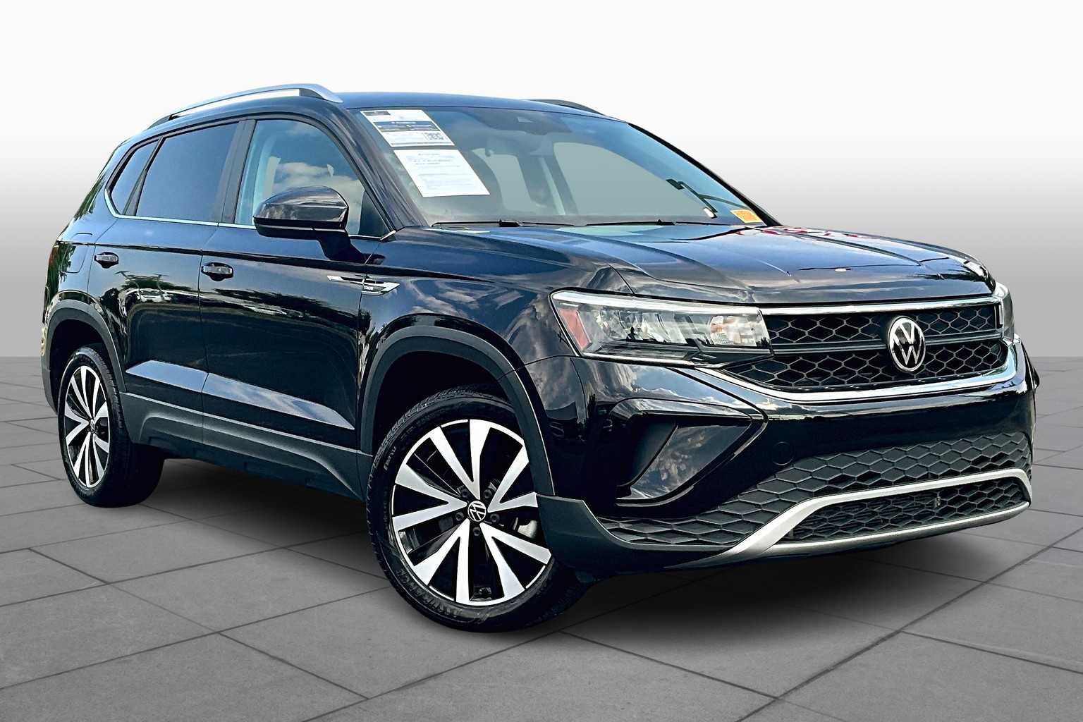 Image of Pre-Owned 2022 Volkswagen Taos SE