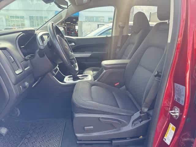 2022 Chevrolet Colorado LT photo 6