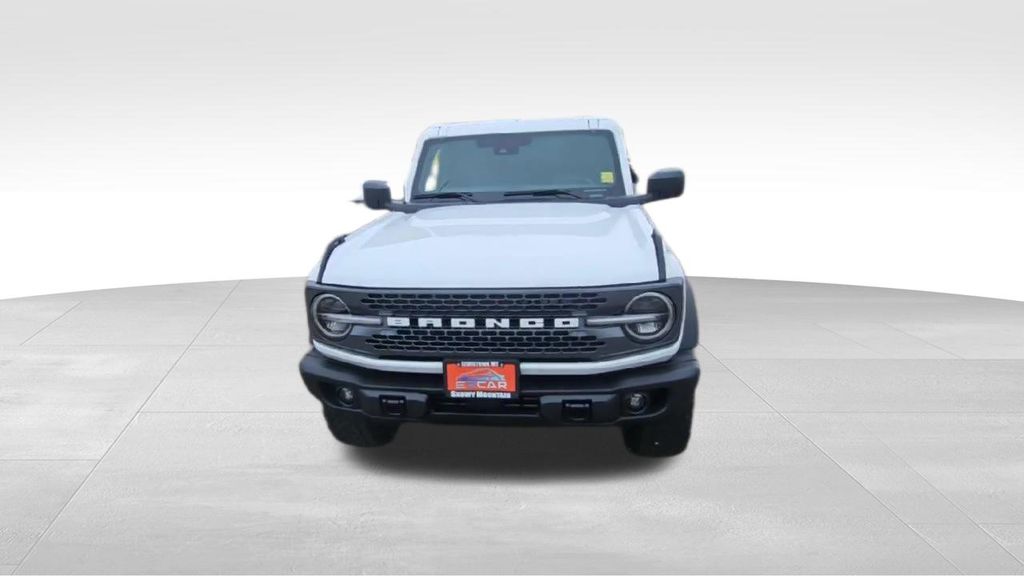 2025 Ford Bronco Badlands photo 3