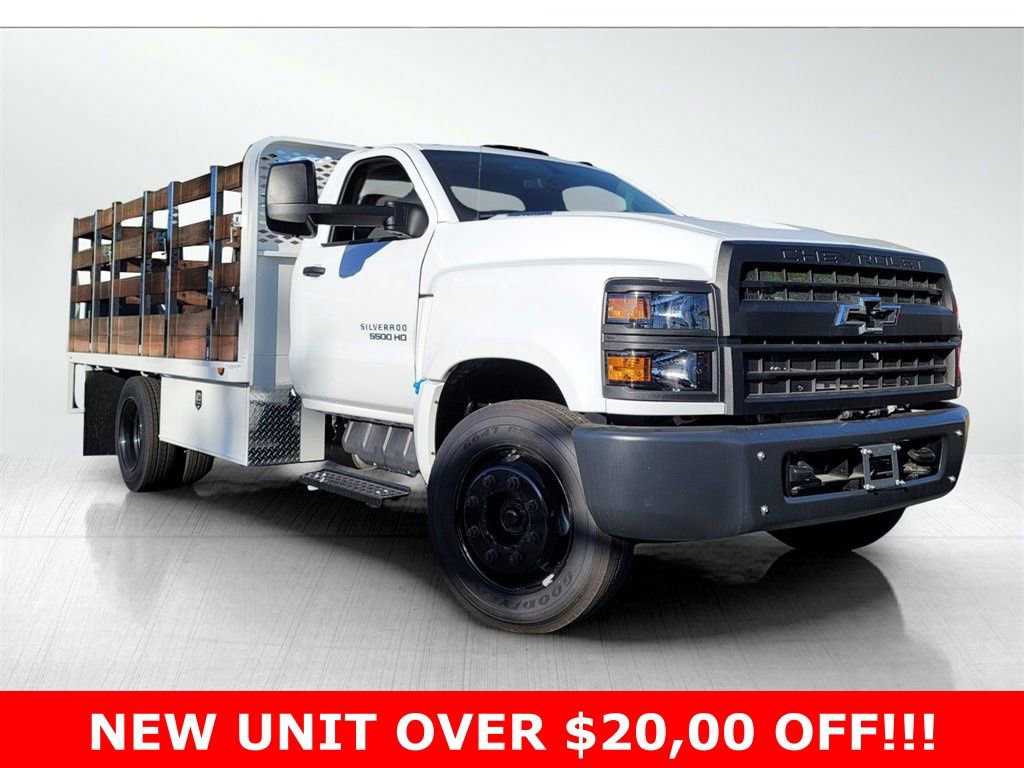 2023 Chevrolet Silverado 4500 Medium Duty Chassis Cab Work Truck's photo