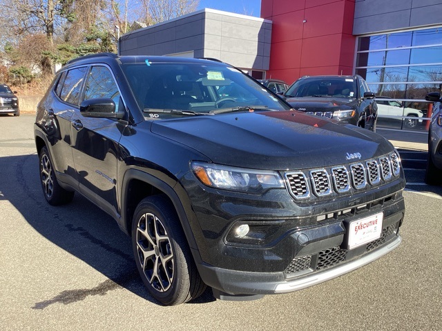 2025 Jeep Compass Limited photo 3