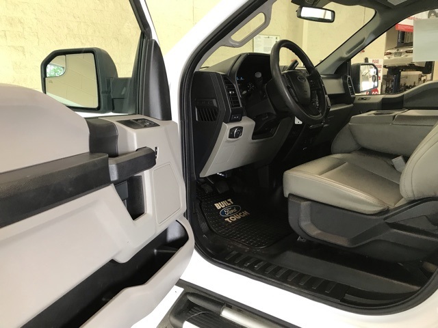 2016 Ford F-150 XL photo 10