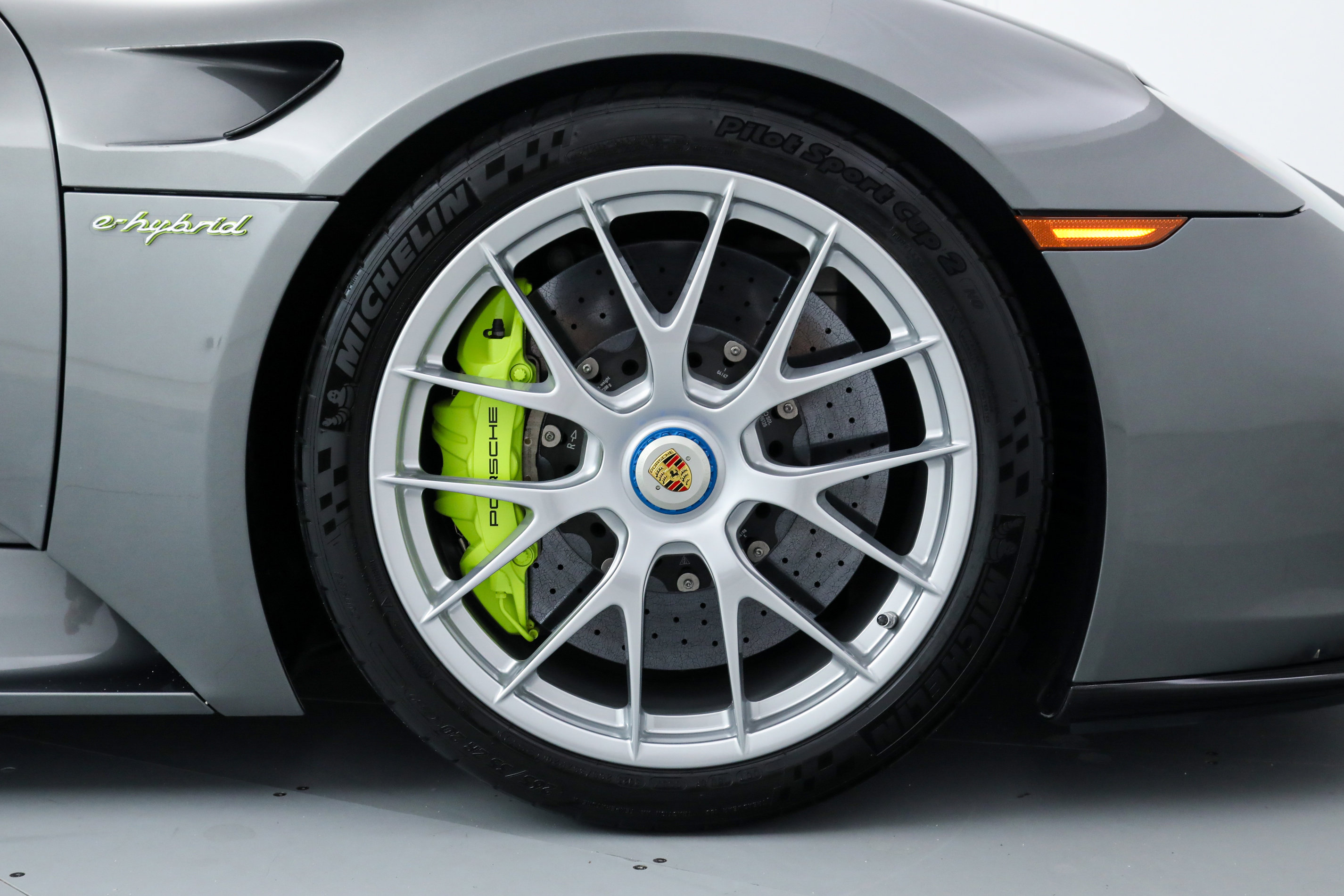 2015 Porsche 918 Spyder photo 41