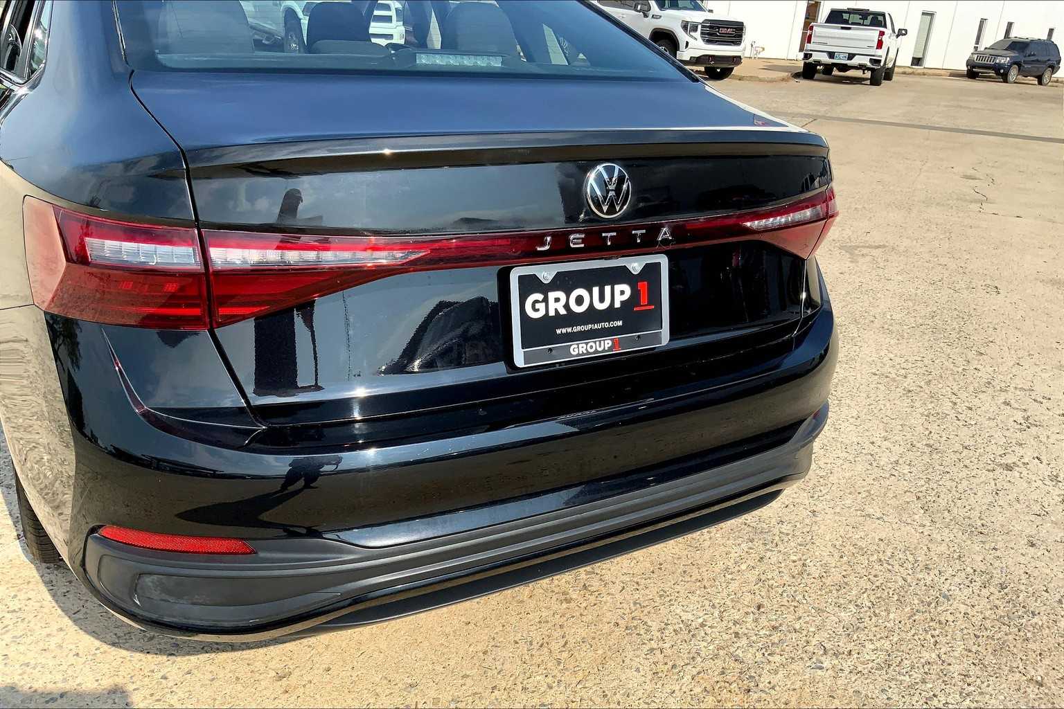 2025 Volkswagen Jetta S photo 25