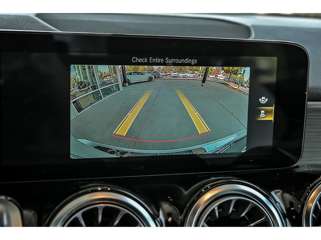 2022 Mercedes Benz GLB 250 4MATIC photo 18