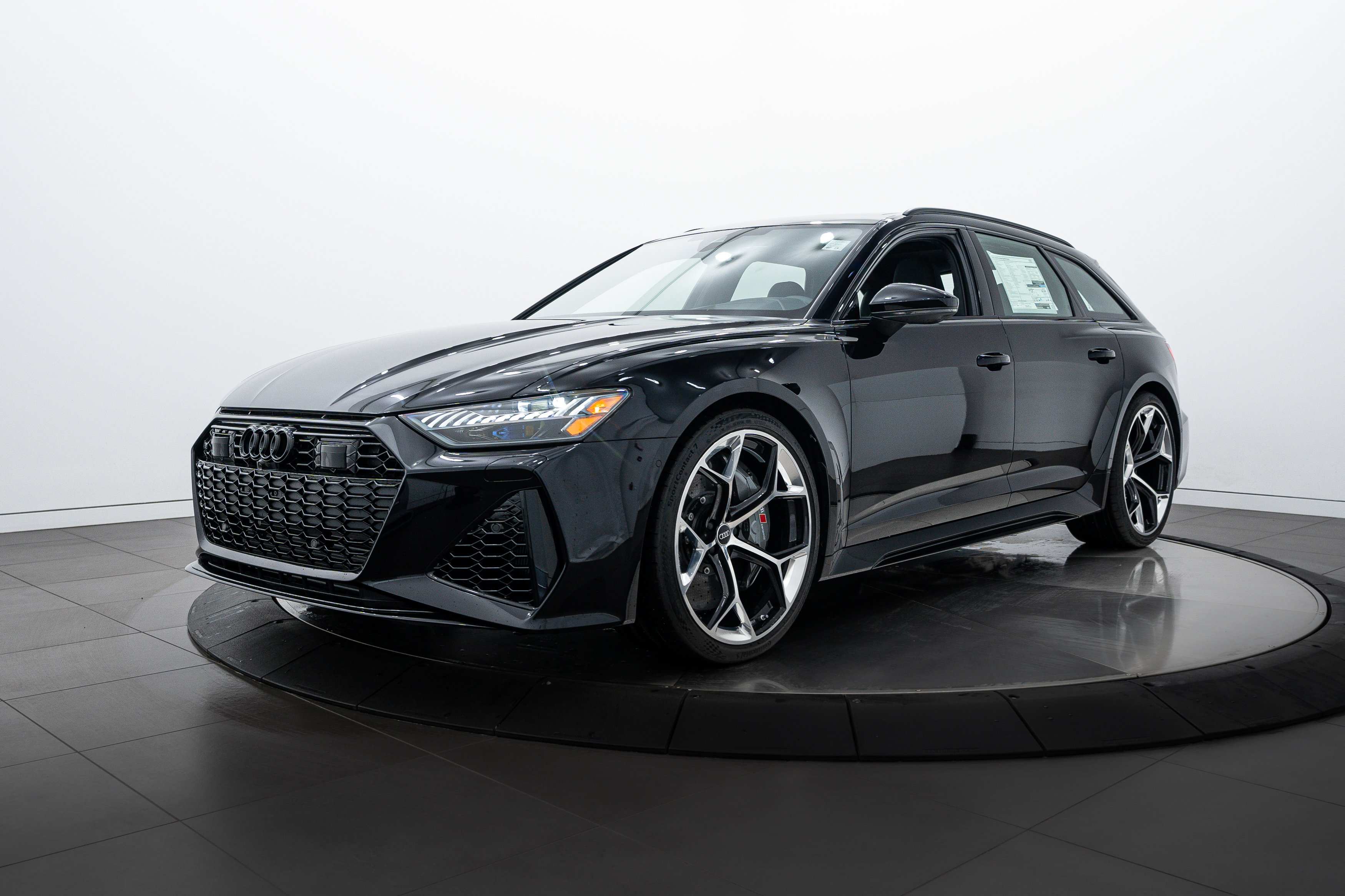 2025 Audi RS 6 Avant Performance Base photo 5