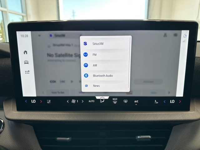 2025 Ford Explorer photo 22