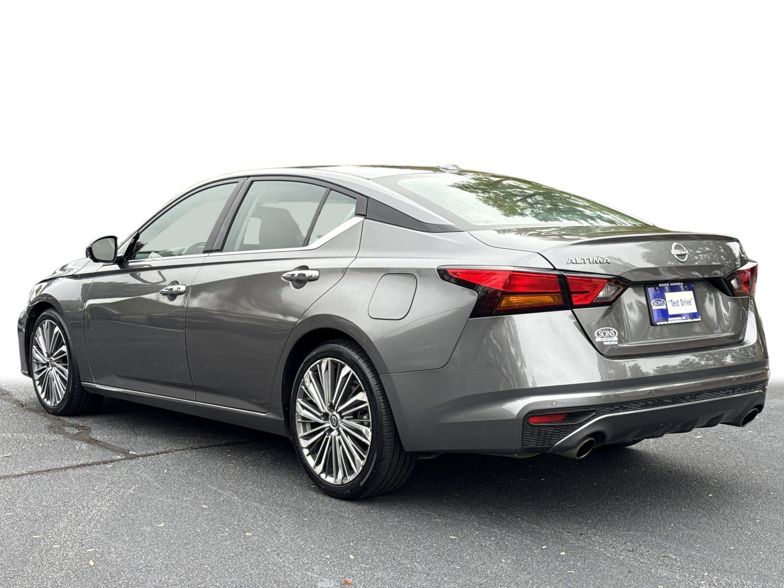 2023 Nissan Altima 2.5 SL photo 3