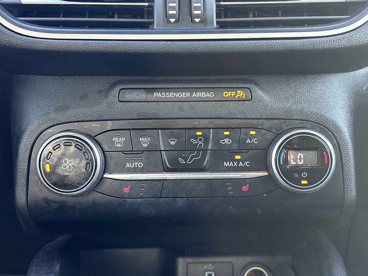 2020 Ford Escape SE photo 22