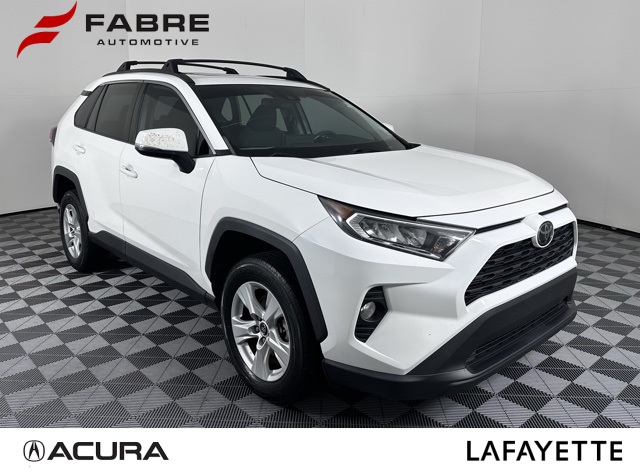 2019 Toyota RAV4 XLE's photo