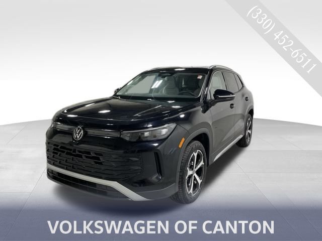 2025 Volkswagen Tiguan SE's photo