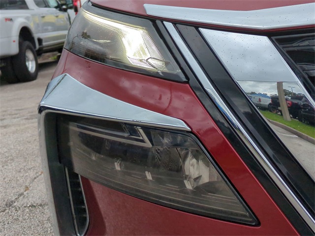 2023 Nissan Rogue SV photo 8