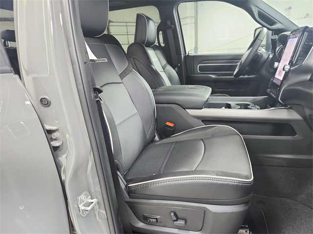2026 Ram 3500 Laramie photo 35